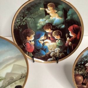 Precious Moments Bible Story Plate Collection  4 Plates Sam Butcher Artist